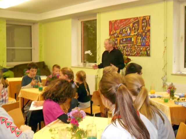 Walter Bloch eröffnet den FX-Gottesdienst