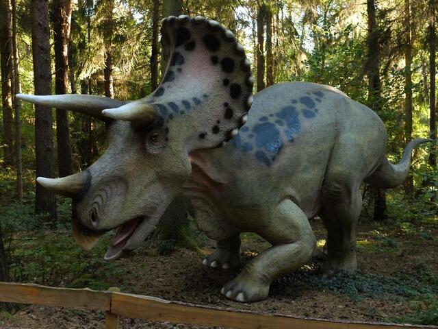 Im Dinosaurier-Park Münchehagen