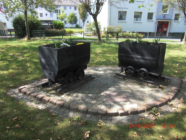 Bepflanzte Förderwagen Südring / Markscheiderweg