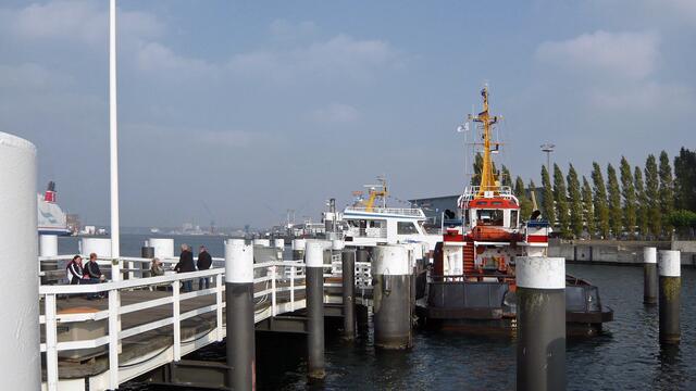 Die Bahnhofsbrücke an der Förde