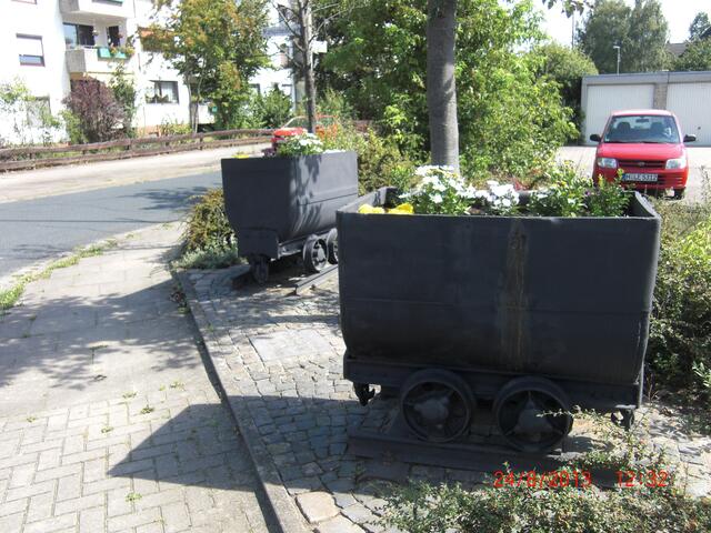 Bepflanzte Förderwagen Noldeweg / Markscheiderweg