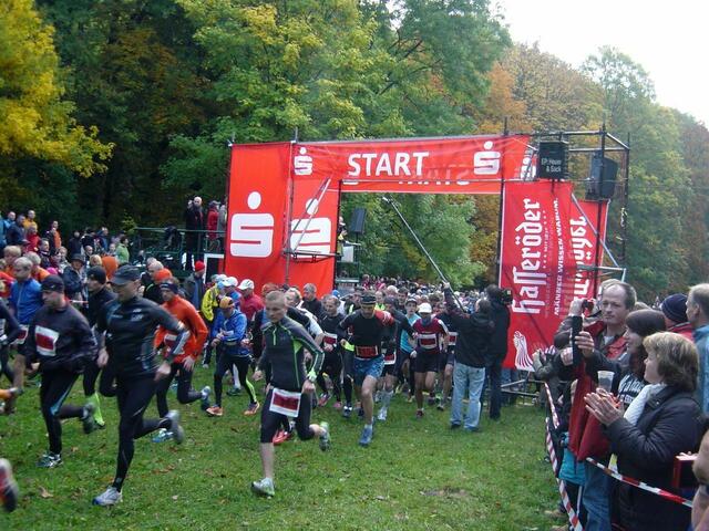 36. Harz-Gebirgslauf Wernigerode-Hasserode - Marathonstart.