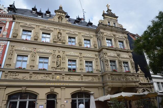Prachtvoll restaurierte Fassaden