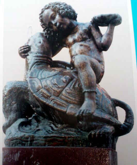 Diese Skulptur, Schildkröte mit Nymphe, soll in Bronze neu gegossen werden - Kunst im öffentlichen Raum zur Erinnerung an Ignatz Taschner.