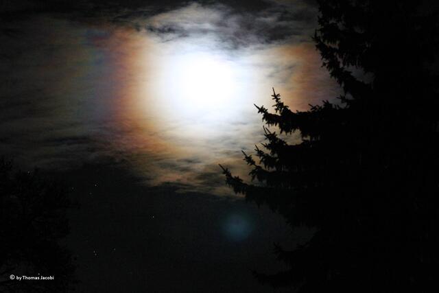 Wie ein Regenbogen am Sternenhimmel. :-)