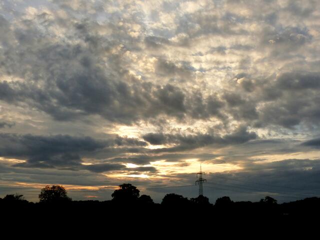 Oktoberhimmel über Burgwedel.