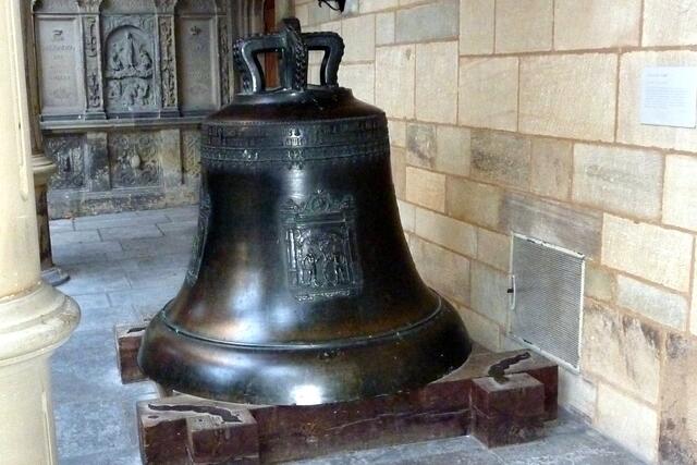 Große Glocke "Osanna" aus dem Kloster Neresheim (Ostalbkreis)