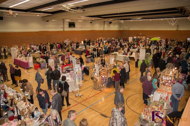 Friedberger Kunsthandwerkermarkt 2013 in der Friedberger Stadthalle