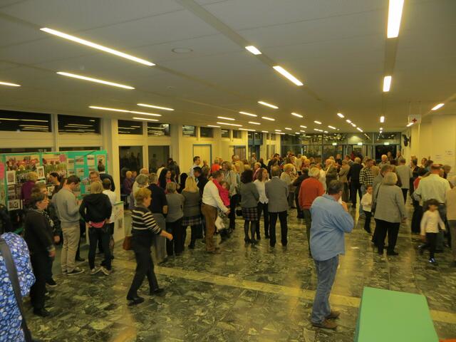 Pause im Foyer...