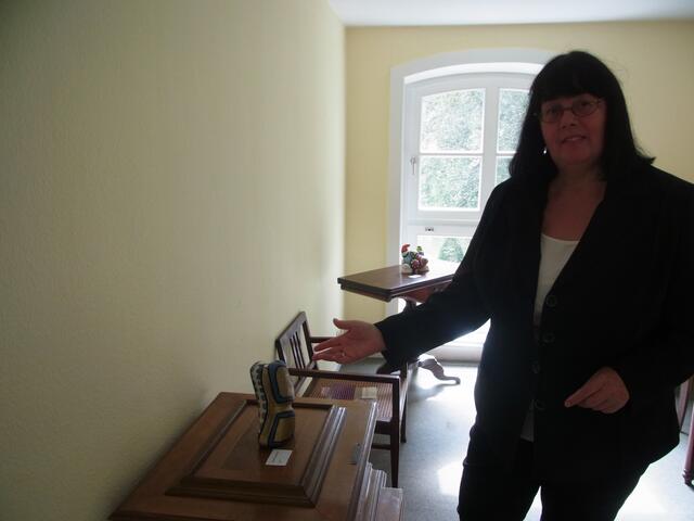 Susanne Schumacher.  Skulpturen ertasten: Ausstellung in der Villa "Fritz-Behrens-Stiftung"