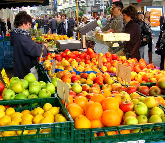 Braeburn oder Golden Delicious heißen die Import-Äpfel heute - der Geschmack bleibt meist auf der Strecke