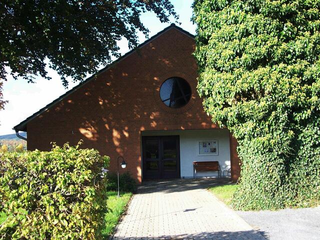 In der Kapelle Alvesrode (Vor der Höhe, 31832 Springe-Alvesrode) wird die vorletzte Andacht am Sonntag, den 5. Januar von den Alvesroder Lektorinnen gestaltet.