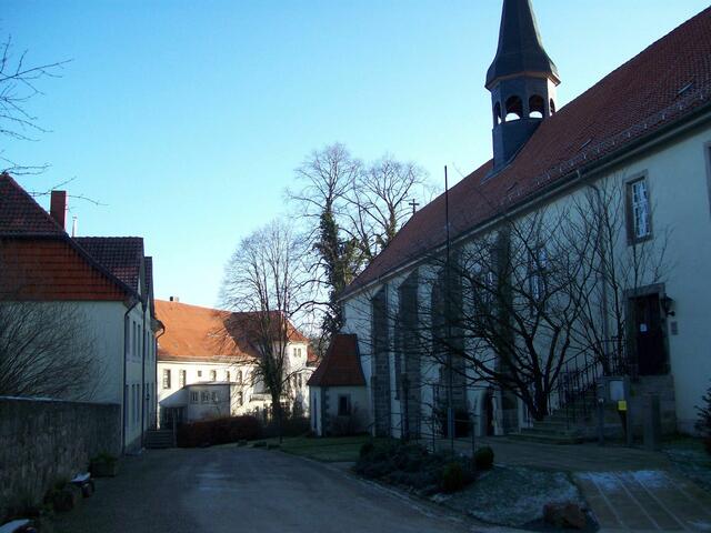 Der Abschluss der "Heiligen Nächte" wird Kloster Wülfinghausen gefeiert - am Montag, 6. Januar (Klostergut 7, 31832 Springe-Wülfinghausen)