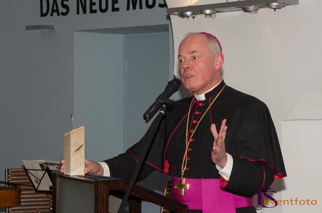 Friedberger Flügel 2013 - Preisträger Weihbischof Anton Losinger