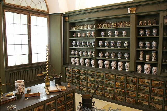 wunderschöne alte Apotheke