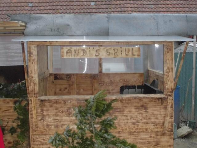 ... auch die vegane Küche ist hier zu gegen mit extra Grill