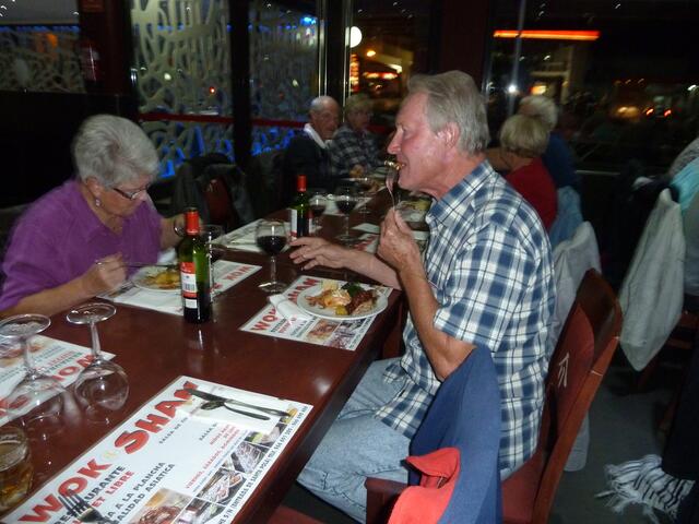 Gehen mit gutem Appetit ans Essen.