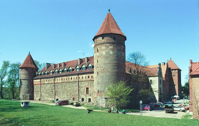 Burg Bütow | Foto: Wikipedia: Foto: Jerzy Strzelecki http://de.wikipedia.org/wiki/Burg_B%C3%BCtow