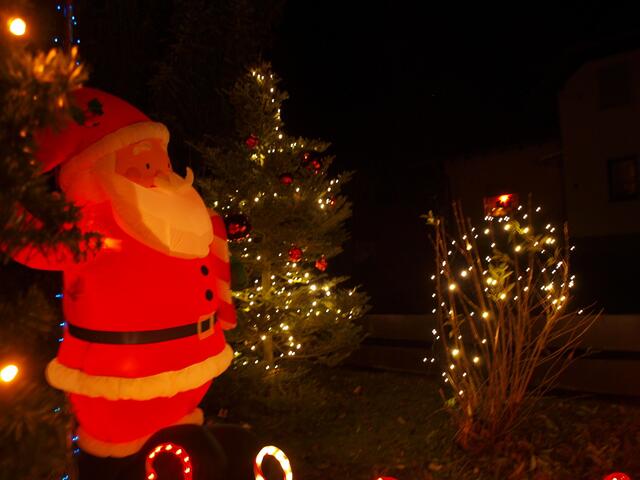 Euch allen wünsche ich heute einen wunderschönen Tag und prallgefüllte Stiefel vom Nikolau!!!!