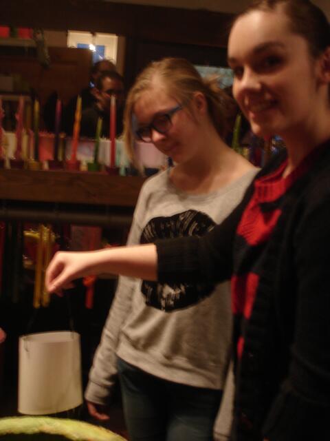 Ida schaut, was Jasmin da so treibt !!!