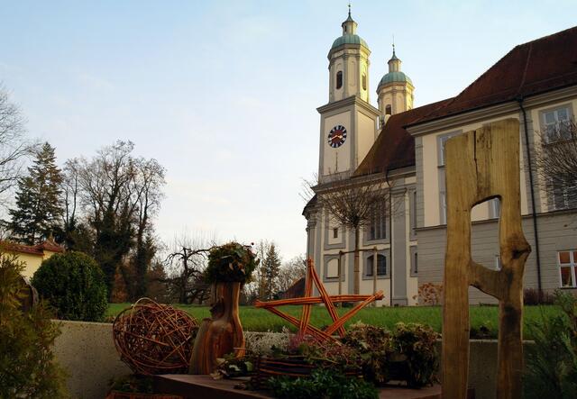 Kloster Holzen: Am 13.12. öffnet der Advents- und Handwerksmarkt in fünfter Auflage seine Pforten.