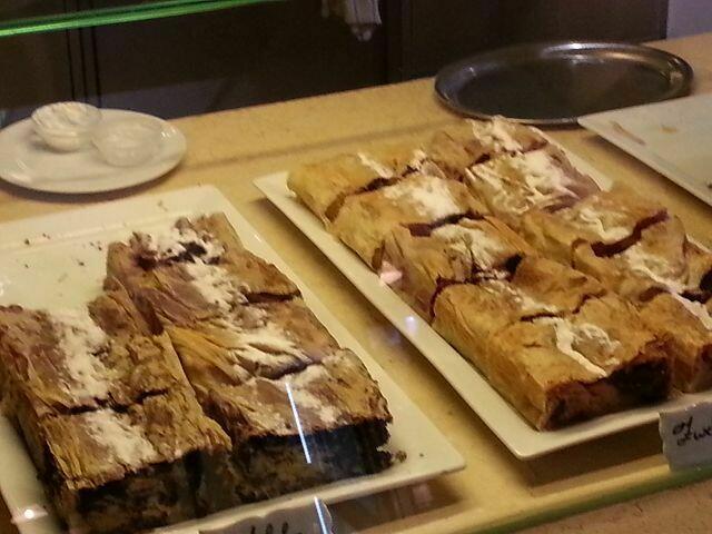 Strudel sind hier eine Delikatesse .... das kann ich beschwören!!