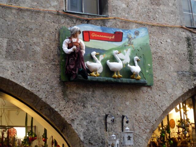 oder wer ist das Mädchen mit den Gänsen?