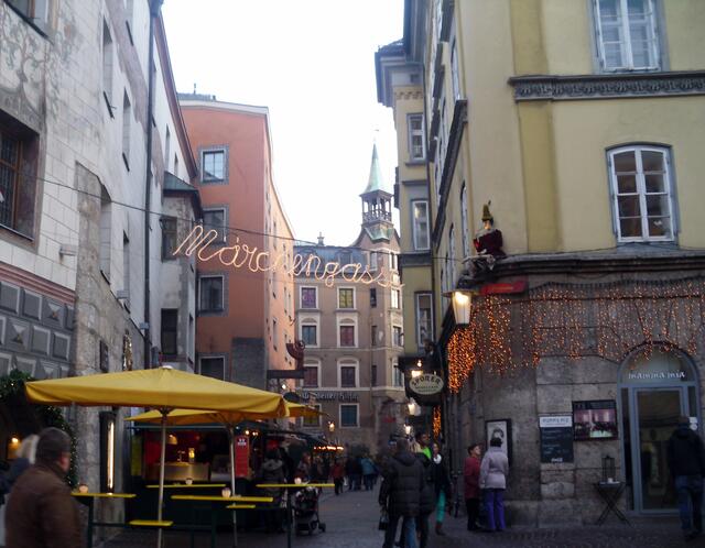 Spaziergang durch die Märchengasse