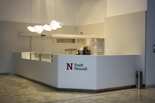 Neue Getränketheke in der Stadthalle