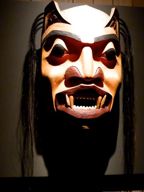 Masken aus allen Ländern