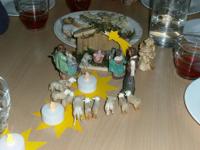 Die Weihnachtsgeschichte, für Kinder anschaulich erzählt und dargestellt...