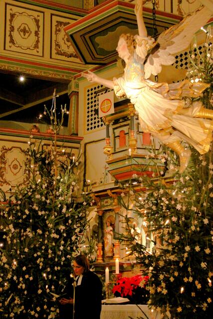 Frau Pastorin Alexandra Ziemer bei der Predigt.