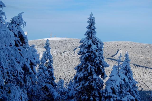 Von der Aussichtssplattform hat man einen schönen Blick zum Brocken und über den ganzen Harz.