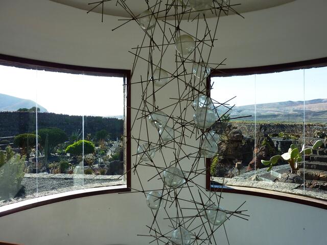 In diesem Turm befindet sich der Aufstieg zur Mühle.