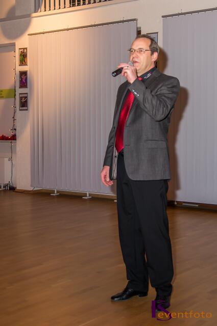 TSC Blau-Weiß-Rot e.V. - Jahreabschlußfeier im Vereinsheim in der Dasinger Mehrzweckhalle - Vorsitzender Michael Rathgeber begrüßt die Gäste
