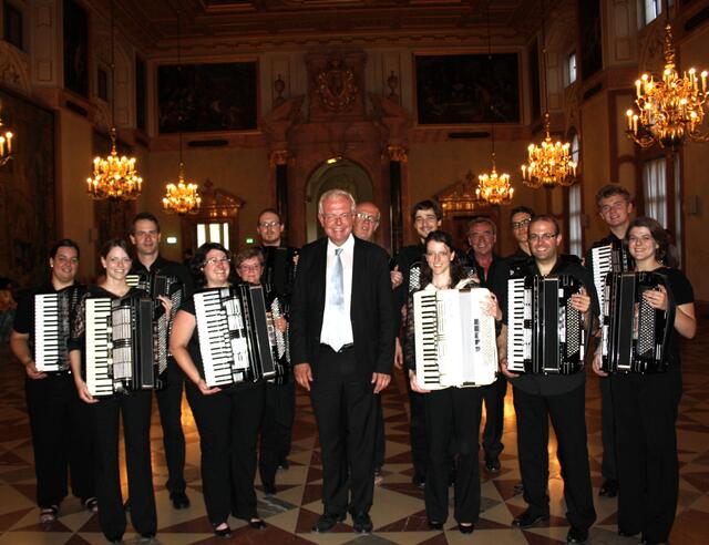 Der Bayerische Staatsminister Thomas Kreuzer und das Accordimento