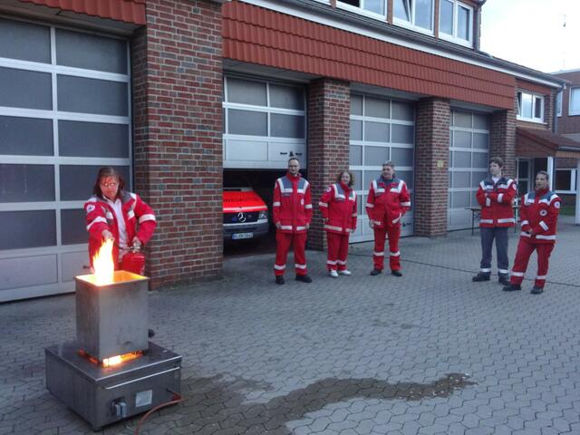 Feuerlösch-Training, © DRK Laatzen, F. Hentschel