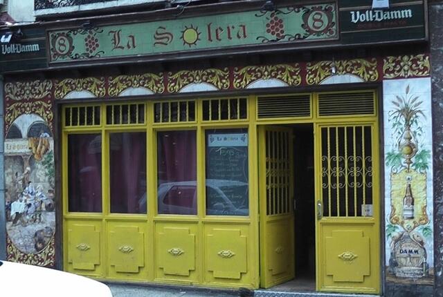 "DIE GUTE UNTERLAGE"  TAPAS UND MALZBIER