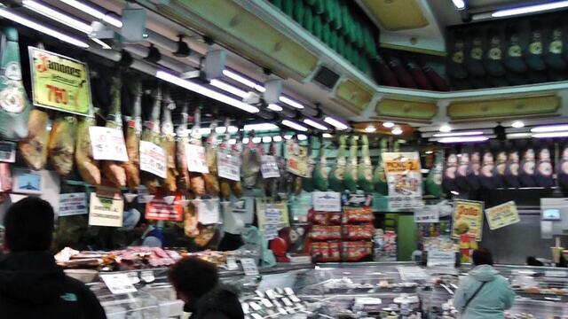 Madrids Himmel voller Schinken