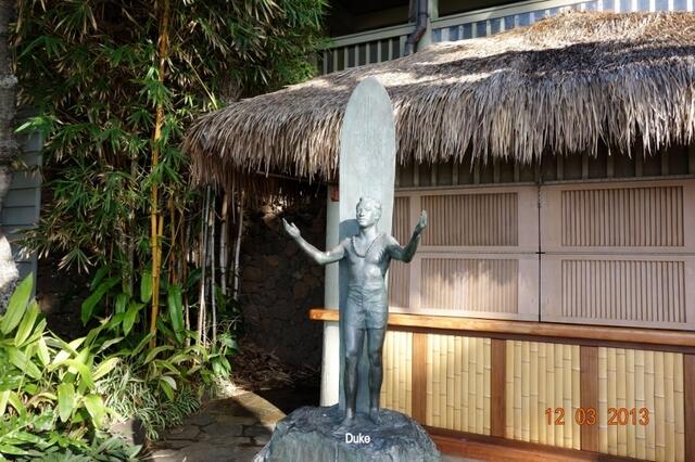 DUKE KAHANAMOKU, DER VATER DES SURFSTPORTS
