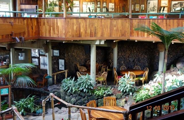 TERRASSE VON DUKES RESTAURANT
