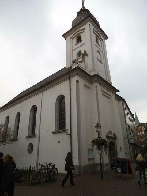 die folgenden Bilder zeigen die evangelische Innenstadtkirche