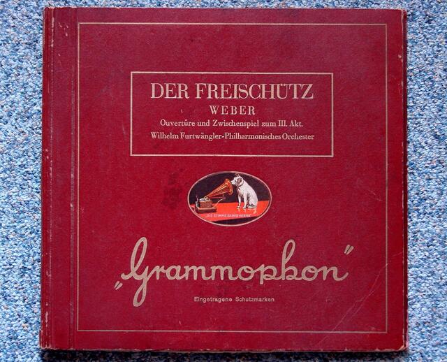 Bild 02  "His Master's Voice"...