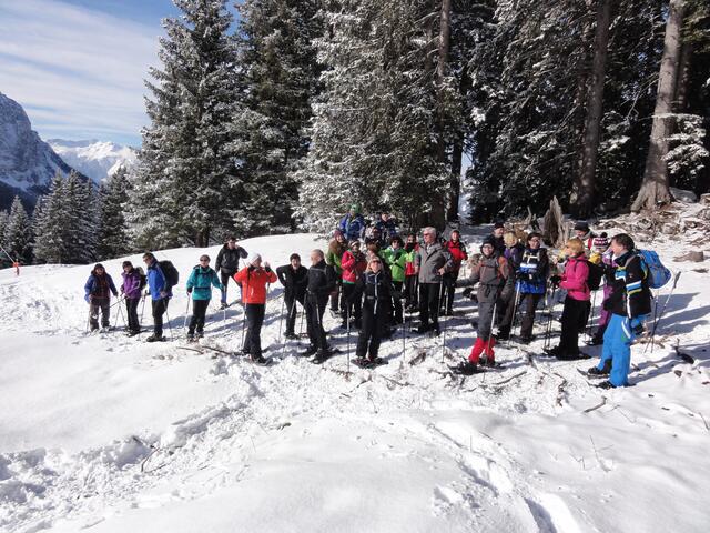 Strahlender Sonnenschein machte die Schneeschuhwanderungen in Ehrwald am 25.01.2014 zum einmaligen Erlebnis!