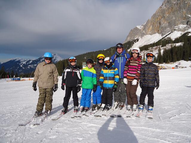 Auch die Gruppe von Robby Meitinger war mit viel Spaß am Werk.