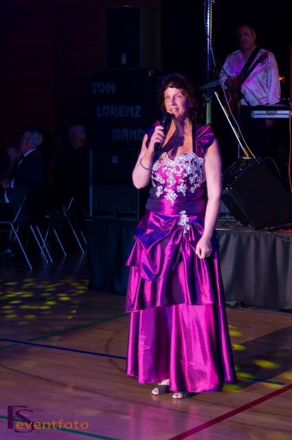 27. Ball der Junggebliebenen 2014 in Friedberg - Große Show vom TSC Blau-Weiß-Rot, moderiert von Blanka Eder