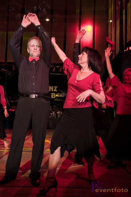27. Ball der Junggebliebenen 2014 in Friedberg - Große Show vom TSC Blau-Weiß-Rot