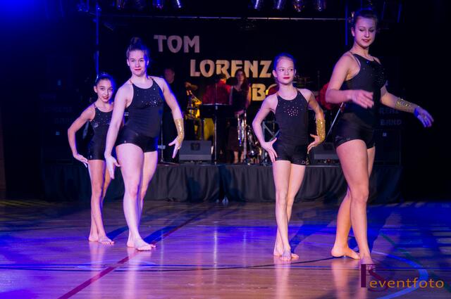 27. Ball der Junggebliebenen 2014 in Friedberg - Beeindruckende Leistungen von den Akteuren der Sportakrobatik des TSV Friedberg