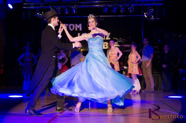 27. Ball der Junggebliebenen 2014 in Friedberg - ORCC Friedberg mit ihrer Lieblichkeit Prinzessin Franziska I und Prinz Yannik