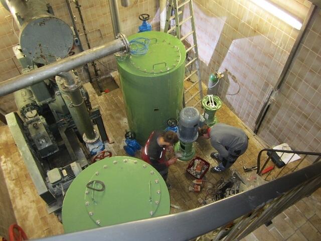 In der Amtszeit des amtierenden Bürgermeisters hat der Gemeinderat vielen Reparaturarbeiten und Sanierungen zugestimmt. Hier: Die Abwasserpumpen am Fuschbach